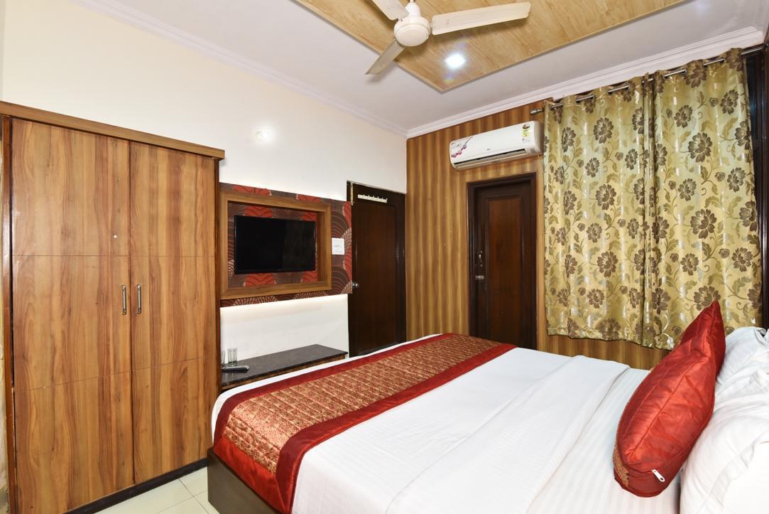 Hotel B-Comfort อัมริตสา ภายนอก รูปภาพ
