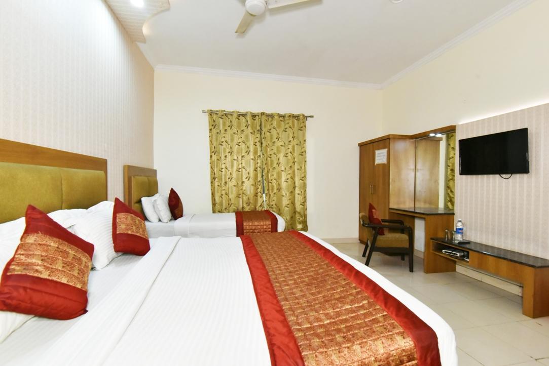 Hotel B-Comfort อัมริตสา ภายนอก รูปภาพ